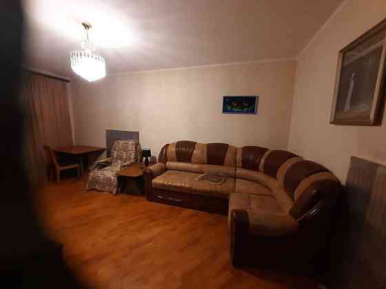 Оренда Квартира 2-кімнатна, 1/12 поверх на Волгоградская ул. Київ