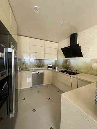 Оренда 4к Квартира 170 кв.м Бережанська вул. Львів