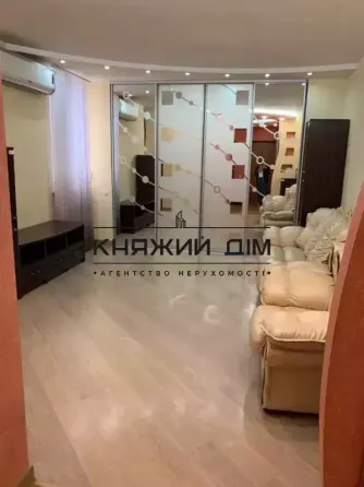 1 км. квартира студіо прос. В.Лобановського,126 г, ст.м. Деміївська .КОД 1190536 Київ