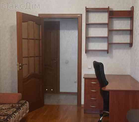 Оренда Гараж/паркомісце на Злуки пр. 9/10 поверх Ternopil'