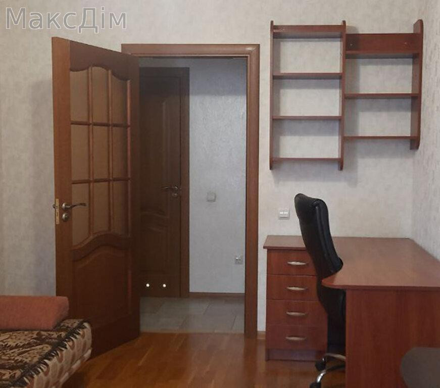 Оренда Гараж/паркомісце на Злуки пр. 9/10 поверх Ternopil' - photo 4