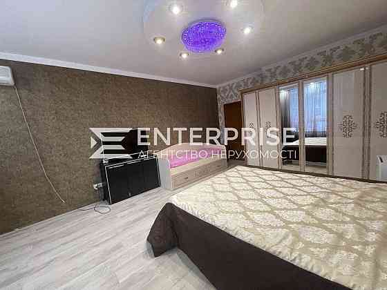 Продаж Квартира 1-кімнатна, 13/24 поверх на вул. Ушакова Николая Київ