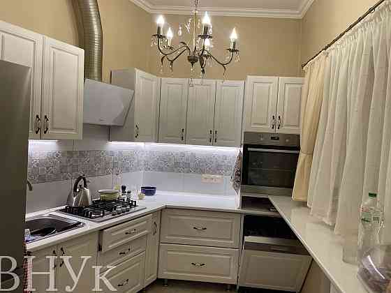 Продаж Квартира 3-кімнатна, 1/5 поверх на вул. Тершаковців L'viv