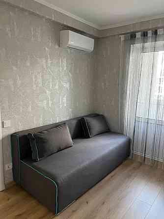 Оренда Квартира 1-кімнатна, 8/9 поверх на Рокосовського, 3а Киев