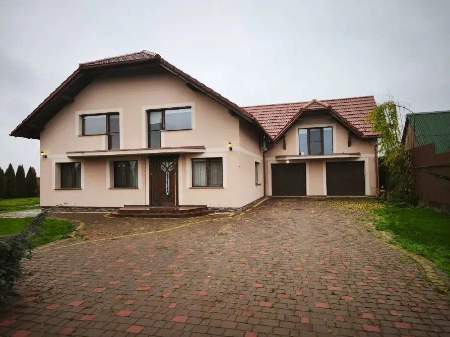 Оренда 2-поверховий Будинок з ділянкою 10 сот 160 кв.м 4 кімн. на Зняцьово Ужгород - фото 1