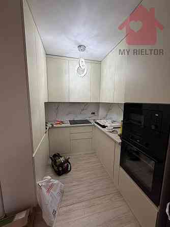 Оренда Квартира 1-кімнатна, 8/9 поверх на Тлехаса Uzhhorod