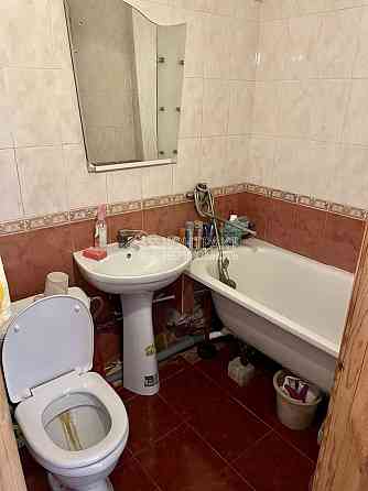 Продаж Квартира 2-кімнатна, 1/5 поверх на вул. Верховский Kharkiv