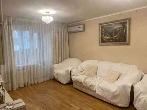 Оренда Квартира 3-кімнатна, 14/25 поверх Kiev