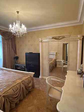 Продаж Квартира 7-кімнатна, 4/5 поверх на Титова ул., 17 Днепр