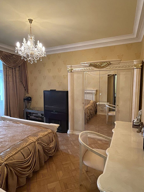 Продаж Квартира 7-кімнатна, 4/5 поверх на Титова ул., 17 Дніпро - фото 2