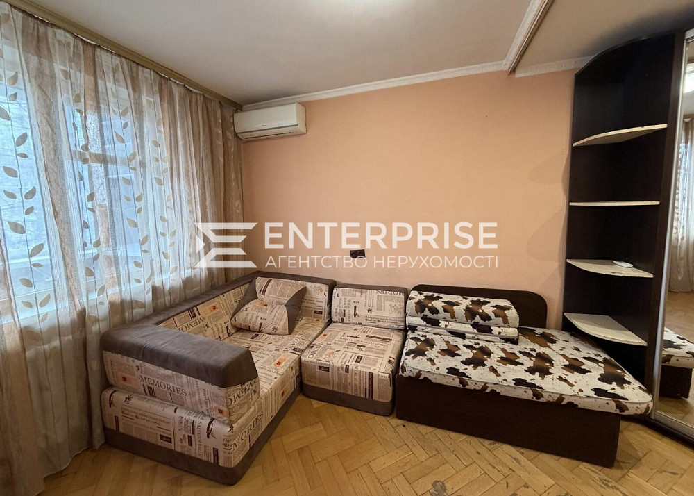 Продаж Квартира 1-кімнатна, 3/9 поверх на вул. Копыловская Київ - фото 2