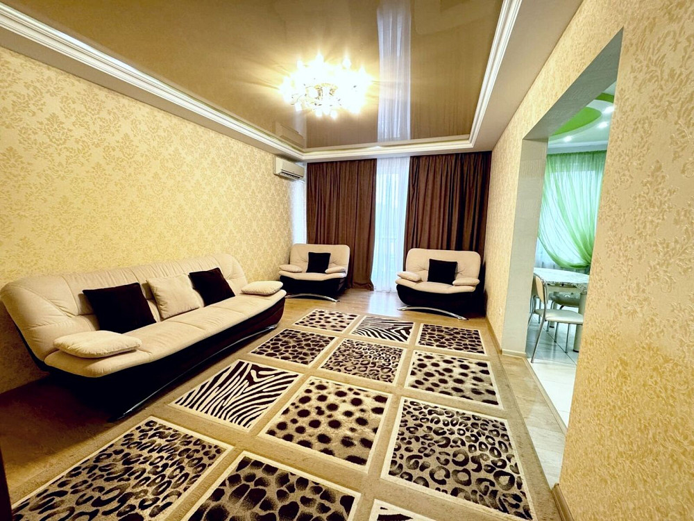 Продаж Квартира 3-кімнатна, 2/16 поверх на 8 Марта ул., 9 Дніпро - фото 2