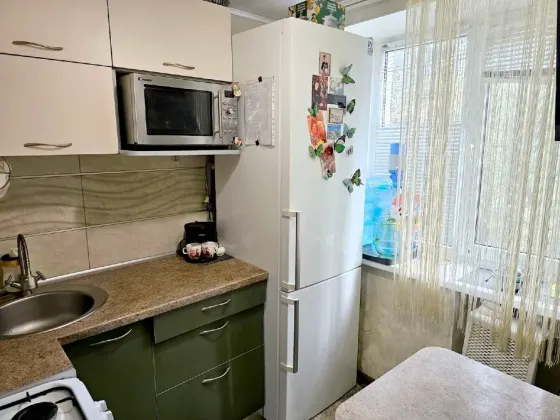 Продаж 2к Квартира 45 кв.м осенняя 3 Дніпро