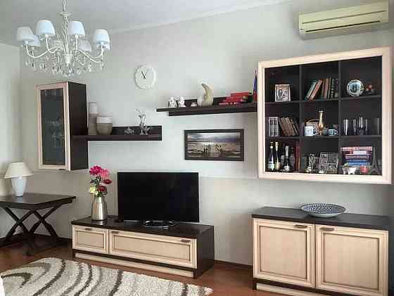 Продаж Квартира 3-кімнатна, 3/13 поверх на Володимира Івасюка вул., д. 6 Kiev