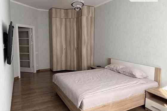 Оренда Квартира 2-кімнатна, 7/14 поверх на Саперне Поле вул., 12 Kiev