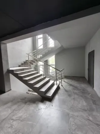 Продаж 1к Квартира 54 кв.м Собранецька 100 Ужгород