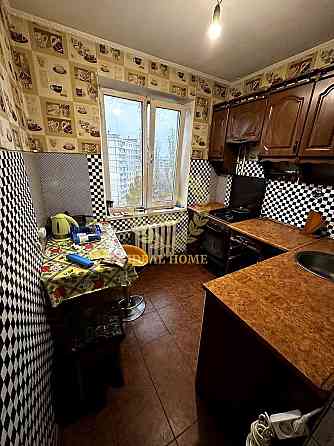 Продаж Квартира 2-кімнатна, 10/10 поверх на Порика Василия пр-т, 15 Київ