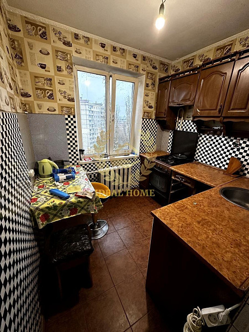 Продаж Квартира 2-кімнатна, 10/10 поверх на Порика Василия пр-т, 15 Київ - фото 1