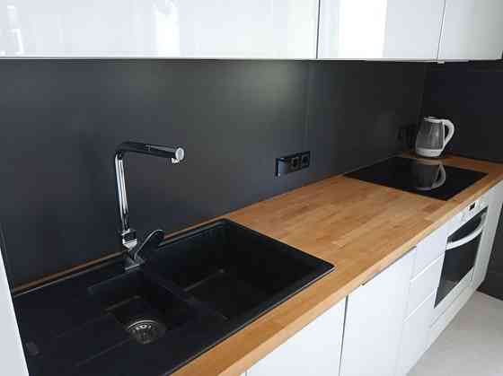 Оренда Квартира 3-кімнатна, 7/12 поверх на ул. Елены Пчилки Kiev