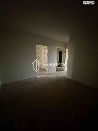 Продаж Квартира 3-кімнатна, 21/25 поверх на вул. Урловская Київ