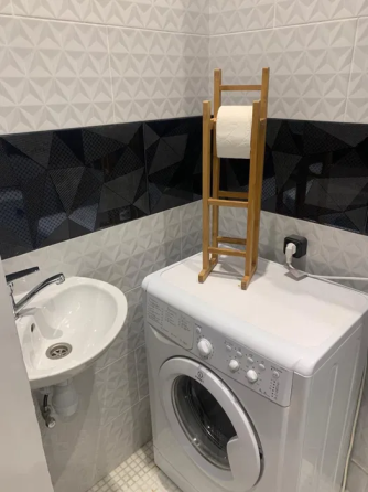 Продаж Квартира 1-кімнатна на переулок Мореходный, 2/2 Одесса