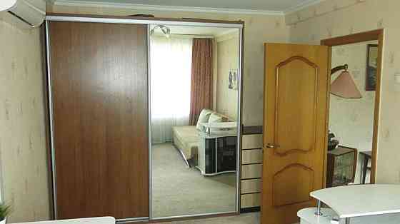 Продаж Квартира 3-кімнатна, 4/9 поверх на Серафимовича, 19А Київ