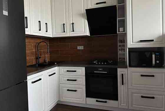 Продаж Квартира 1-кімнатна, 9/10 поверх на Юнацька вул., 1 Kiev