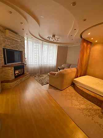 Оренда Квартира 1-кімнатна, 11/18 поверх на просп. Бажана, 10 Kiev