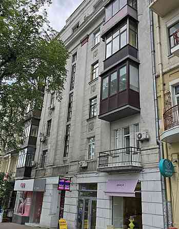 4-кімнатна, Велика Васильківська вул. (Червоноармійська), 42, Голосіївський Kiev