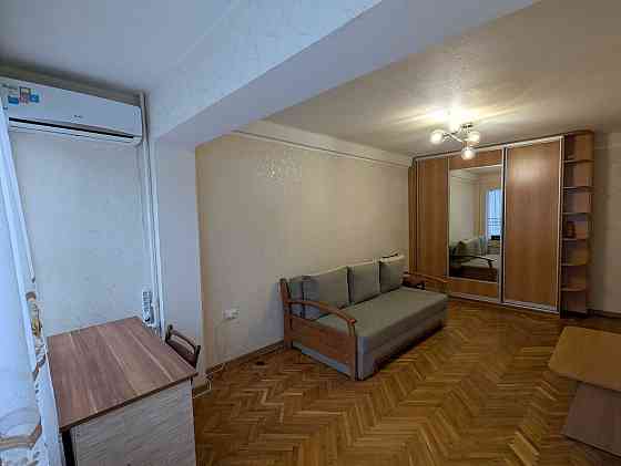 Оренда Квартира 1-кімнатна, 2/9 поверх на Ентузіастів, 33 Kiev