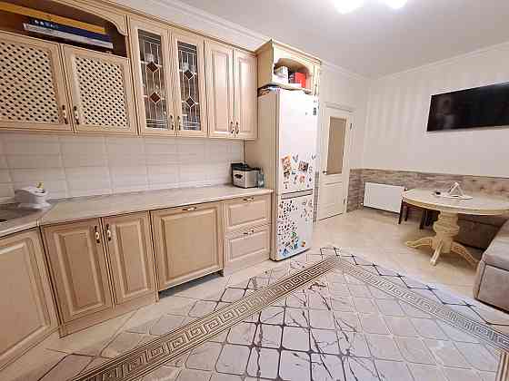 Продаж 3 км.квартири з гаражем у Петриках. 