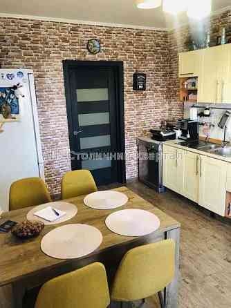 Продаж Будинок 3-кімнатний на Радунська вул., 9Б Київ