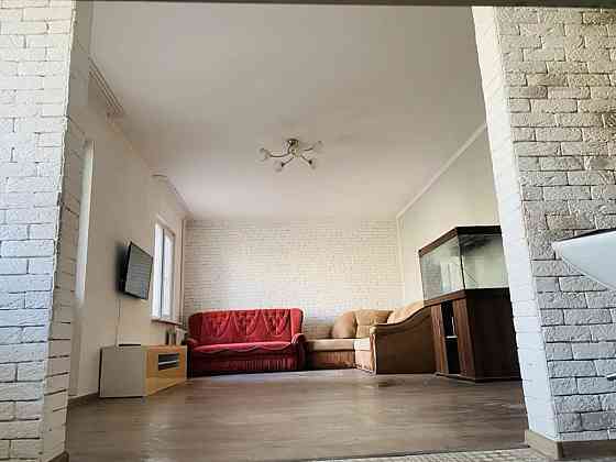 Оренда Квартира 3-кімнатна, 3/20 поверх на Харківське Шоссе, 56 Kiev