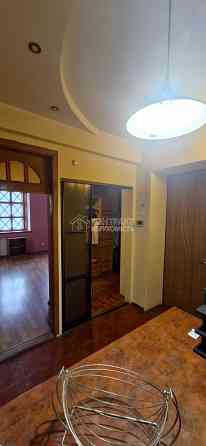 Продаж Квартира 5-кімнатна, 3/4 поверх на вул. Данилевського Харків