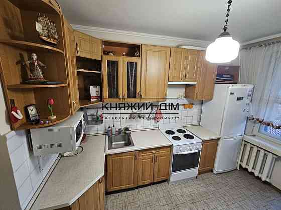 Оренда Квартира 1-кімнатна, 11/18 поверх на вул. Старонаводницька Киев