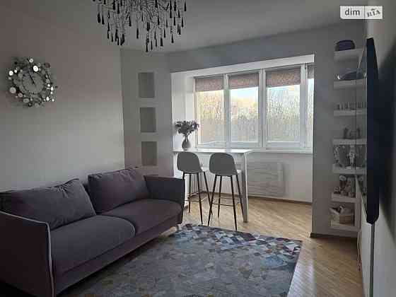 Продаж Квартира 3-кімнатна, 6/9 поверх на Андрія Первозванного (Стахурського) Вінниця