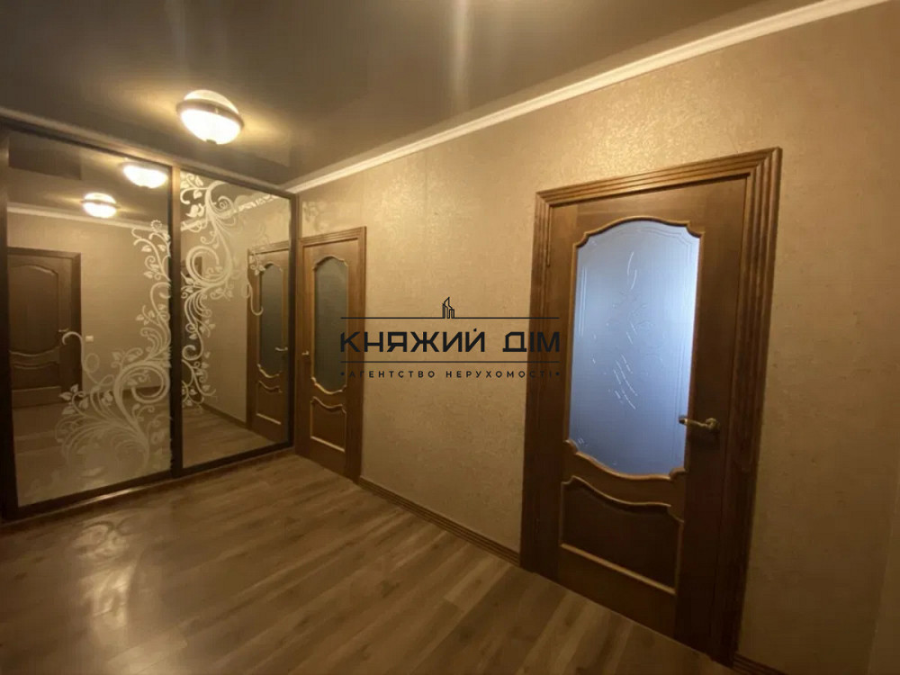 Продаж Квартира 3-кімнатна, 20/23 поверх на Урловская ул. Київ - фото 12