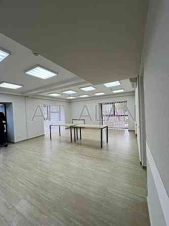 Оренда офісне приміщення на Гончара Олеся вул., 79/4 приміщень - 4, поверх - 2/5 Kiev