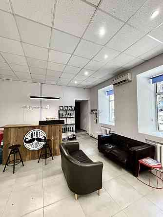 Продаж офісне приміщення на вул. Михайлівська приміщень - 2, поверх - 1/5 Kiev