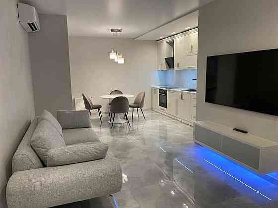 Оренда Квартира 2-кімнатна, 15/16 поверх на Гарматна, 38б Киев