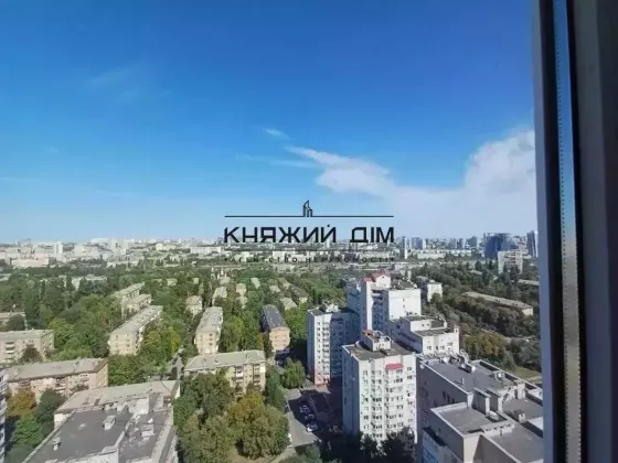 Оренда Квартира 2-кімнатна, 13/25 поверх на вул. Курская ул./Генерала Генадія Воробйова Киев