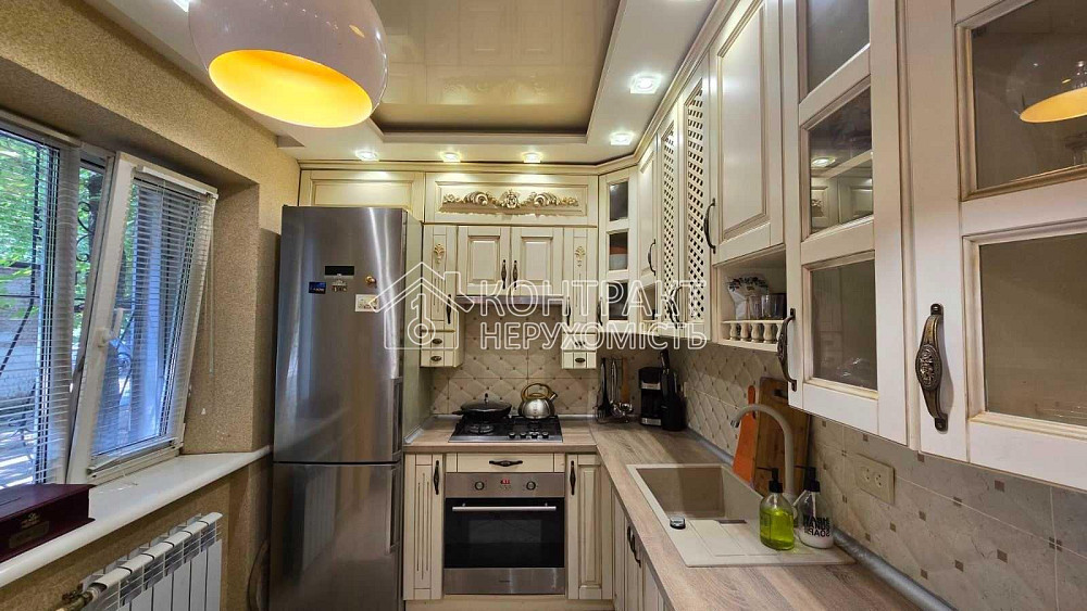 Продаж Квартира 3-кімнатна, 1/5 поверх на вул. Василя Мельникова Харків - фото 1