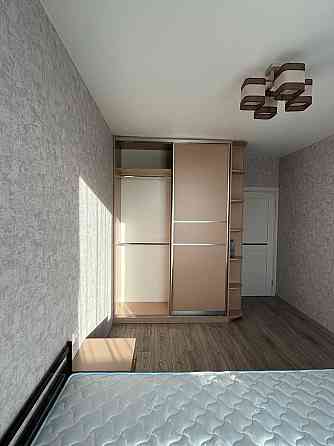 Оренда Квартира 1-кімнатна, 22/25 поверх на Олександра Олеся, 2в Kiev