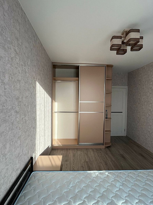 Оренда Квартира 1-кімнатна, 22/25 поверх на Олександра Олеся, 2в Київ - фото 2