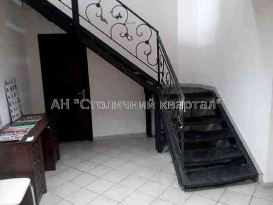 Оренда Будинок 2-кімнатний на Леоніда Каденюка пр-т, 9 Київ