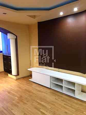 Продаж Квартира 1-кімнатна, 16/17 поверх на вул. Заболотного Академика Киев