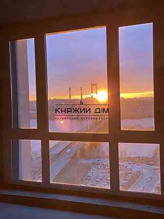 Продаж Квартира 1-кімнатна, 26/26 поверх на Заречная ул. Kiev
