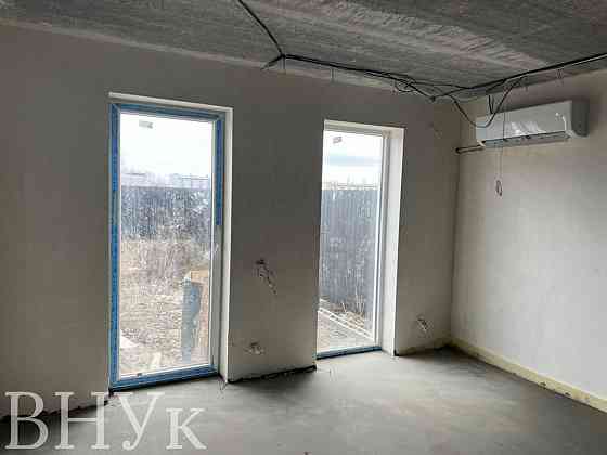 Продаж Квартира 3-кімнатна на Князя Олега Ужгород