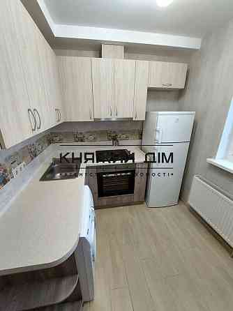 Оренда Квартира 1-кімнатна, 24/26 поверх на Крушельницкой Соломии ул. Київ