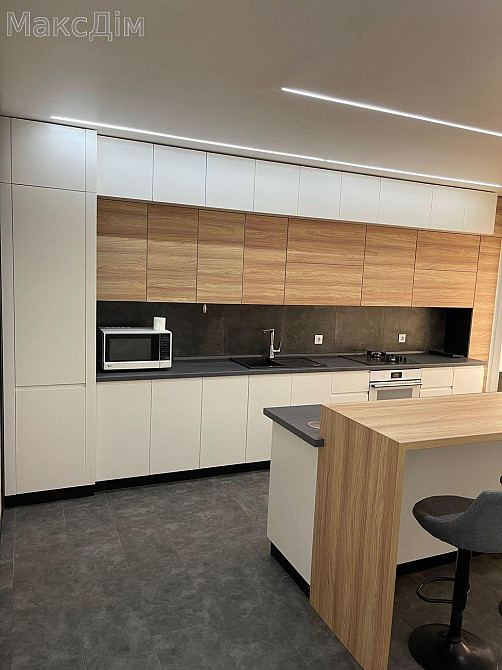 Оренда Будинок 6-кімнатний на вул. Бічна  - фото 1